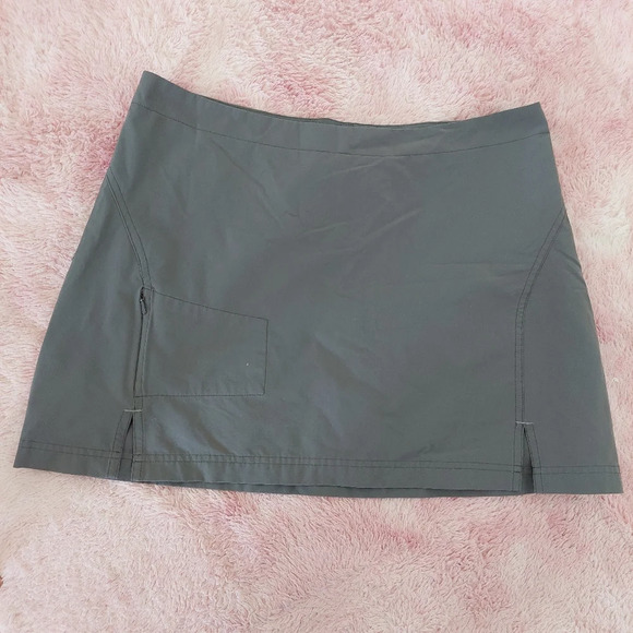 Title Nine Hiking Outdoor Size Zip Mini Skirt Size 8 Grey - Picture 1 of 9